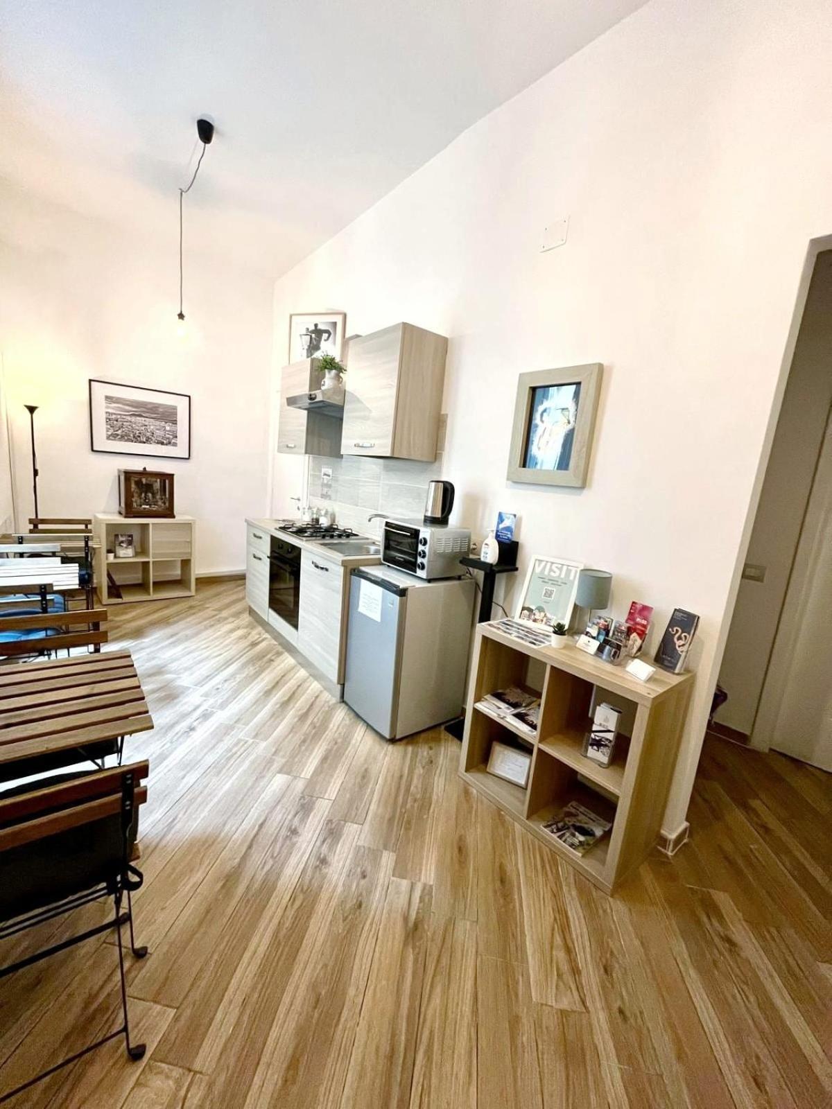 GuestHouse Marcanto - Duomo Naples Extérieur photo
